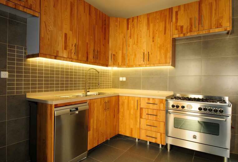 Kézműves fa kivitelezés részlet